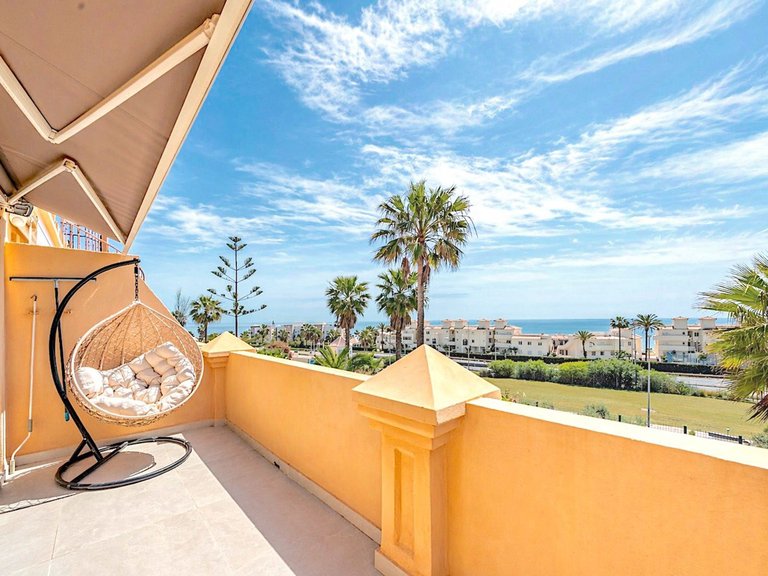 Villa for Sale in Estepona, Malaga 16