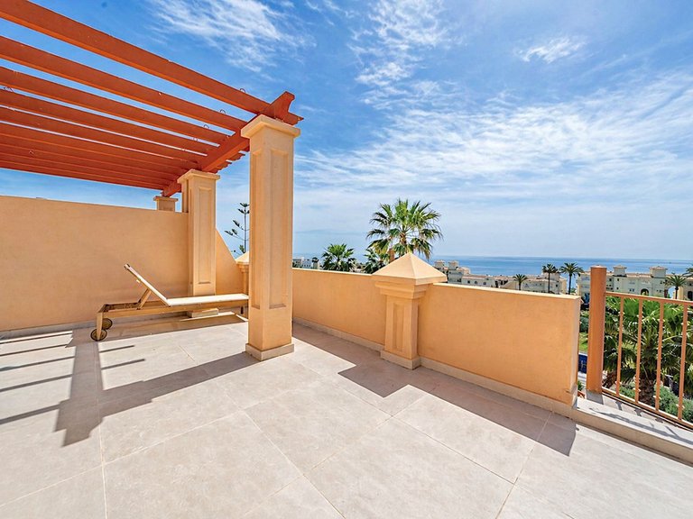 Villa for Sale in Estepona, Malaga 18