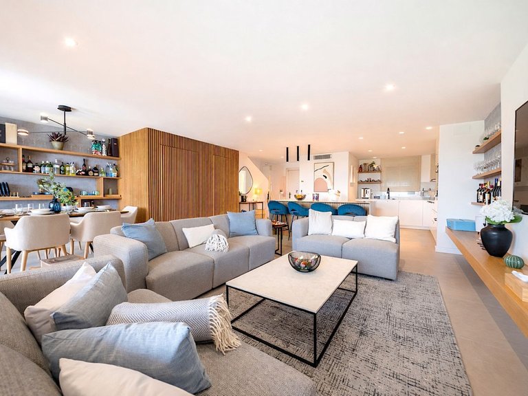 Villa for Sale in Estepona, Malaga 6