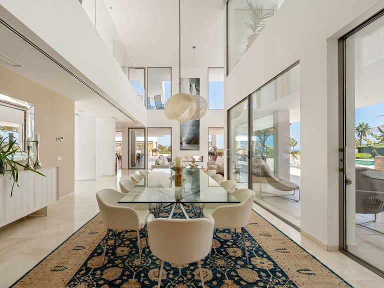 Villa for Sale in Nueva Andalucía, Malaga 10