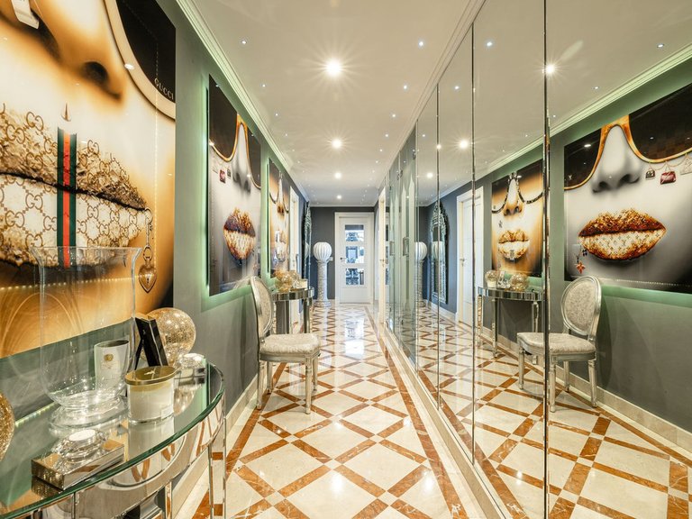 Apartment for Sale in Nueva Andalucía, Malaga 14