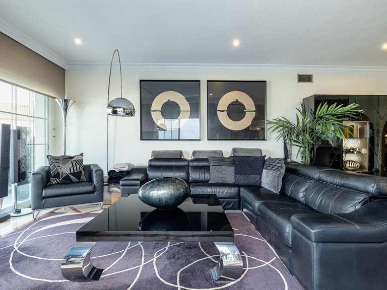 Apartment for Sale in Nueva Andalucía, Malaga 4