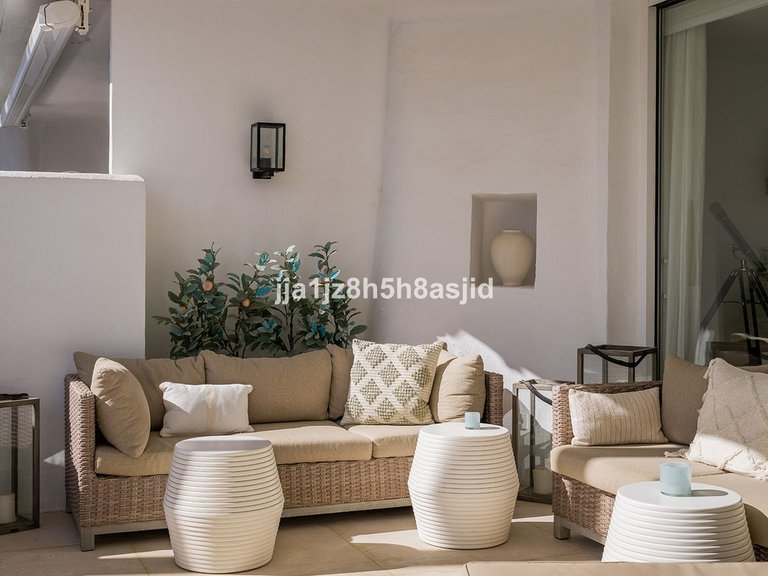 Apartment for Sale in The Golden Mile, Malaga 10