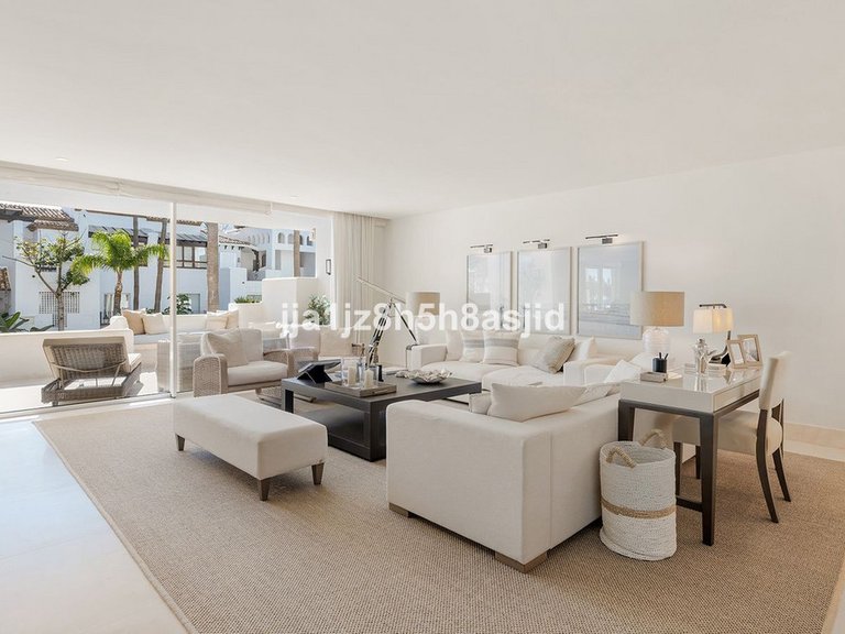 Apartment for Sale in The Golden Mile, Malaga 14