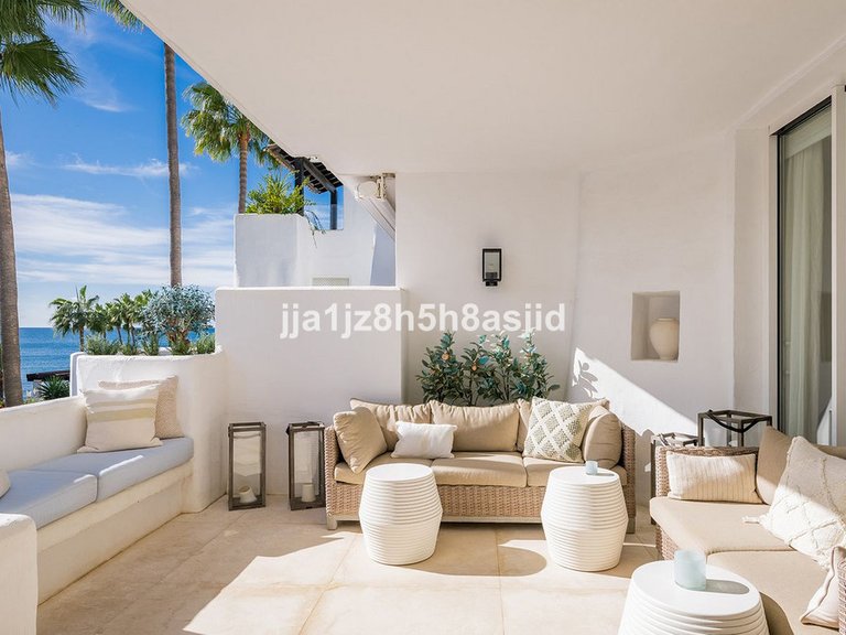 Apartment for Sale in The Golden Mile, Malaga 5