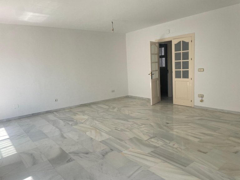 Villa for Sale in Arroyo De La Miel, Malaga 16