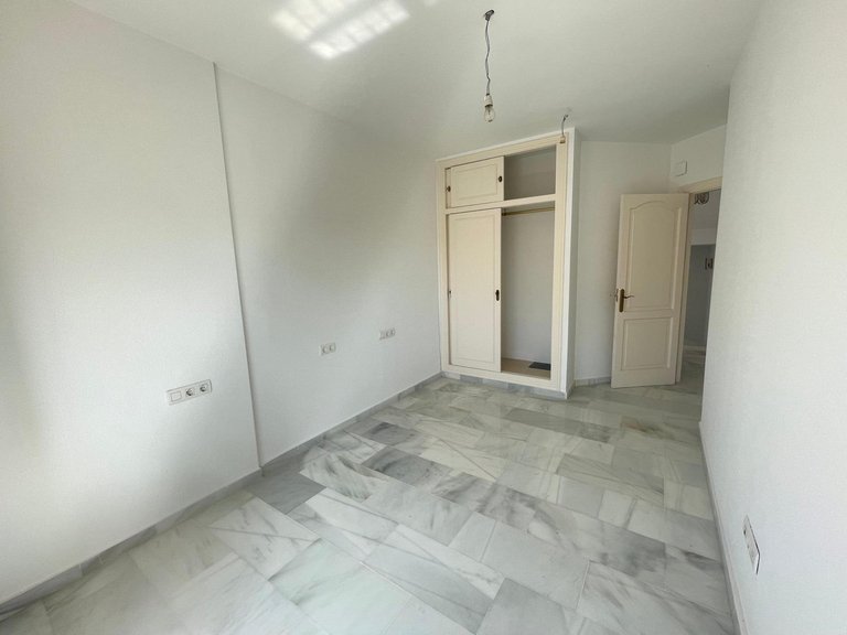 Villa for Sale in Arroyo De La Miel, Malaga 21