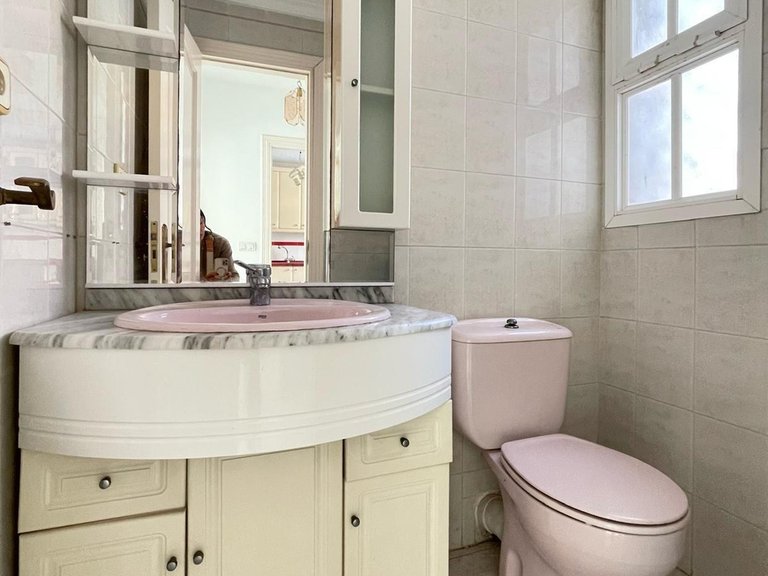Villa for Sale in Arroyo De La Miel, Malaga 27
