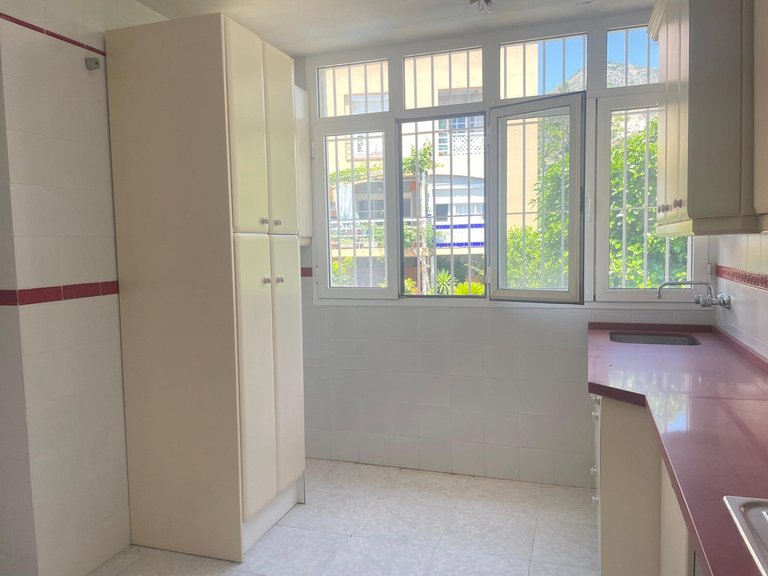 Villa for Sale in Arroyo De La Miel, Malaga 34