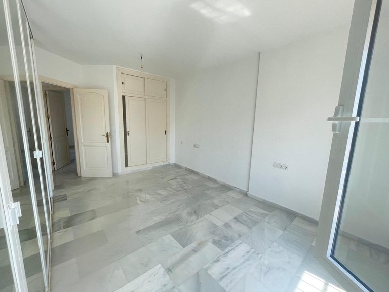 Villa for Sale in Arroyo De La Miel, Malaga 45