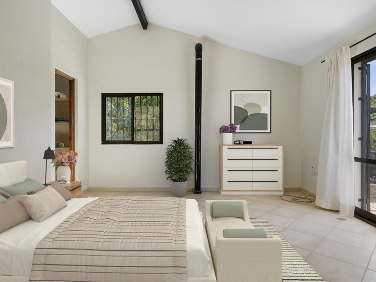 Villa for Sale in Coín, Malaga 16
