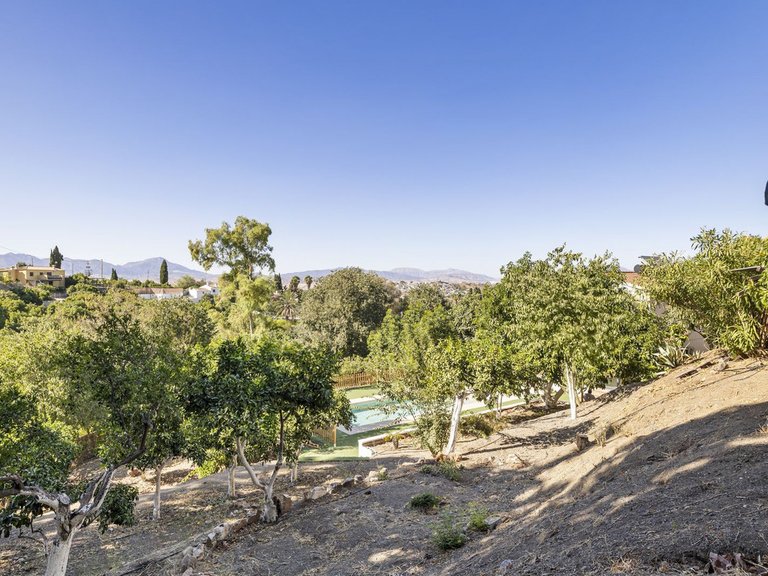Villa for Sale in Coín, Malaga 22