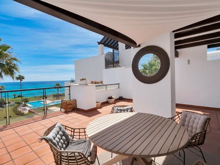 Apartment for Sale in Casares, Malaga 1