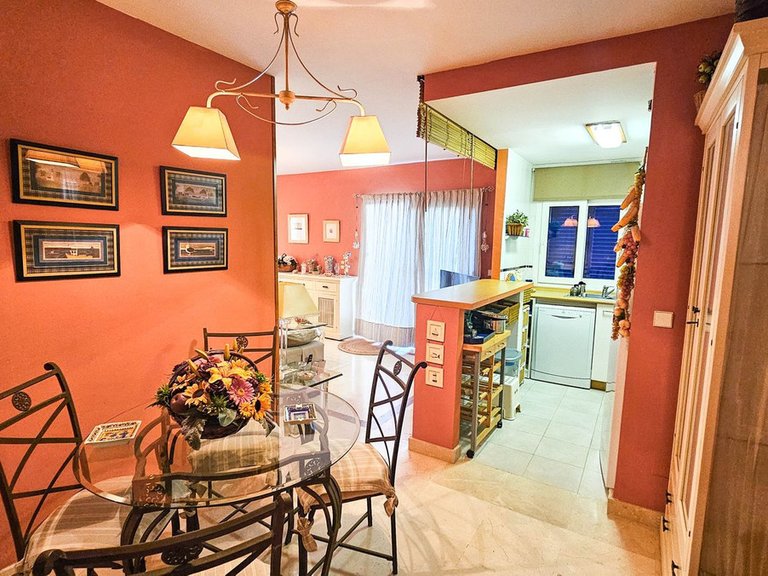 Villa for Sale in San Luis De Sabinillas, Malaga 5