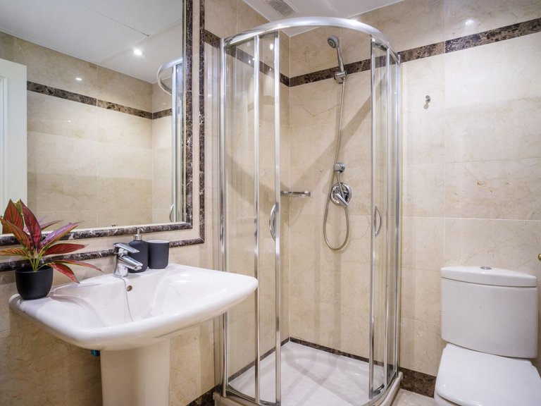 Apartment for Sale in Marbella, Malaga 12