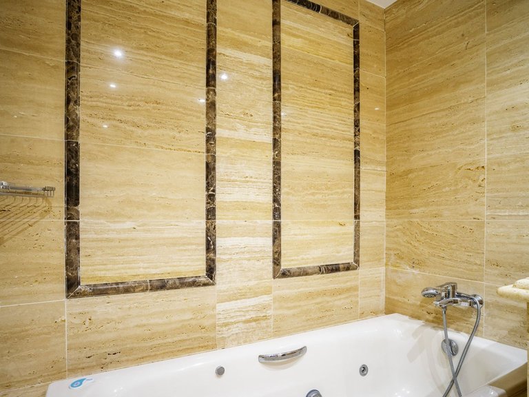 Apartment for Sale in Marbella, Malaga 25