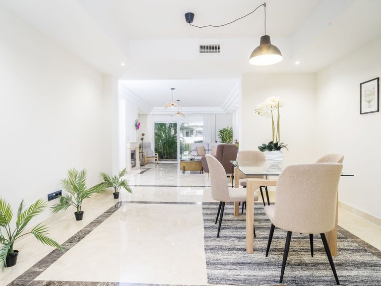Apartment for Sale in Marbella, Malaga 33