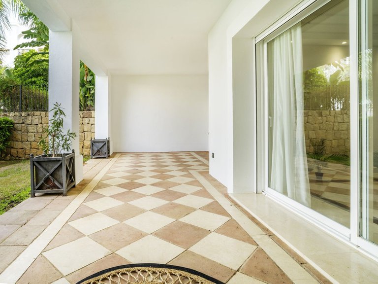 Apartment for Sale in Marbella, Malaga 42