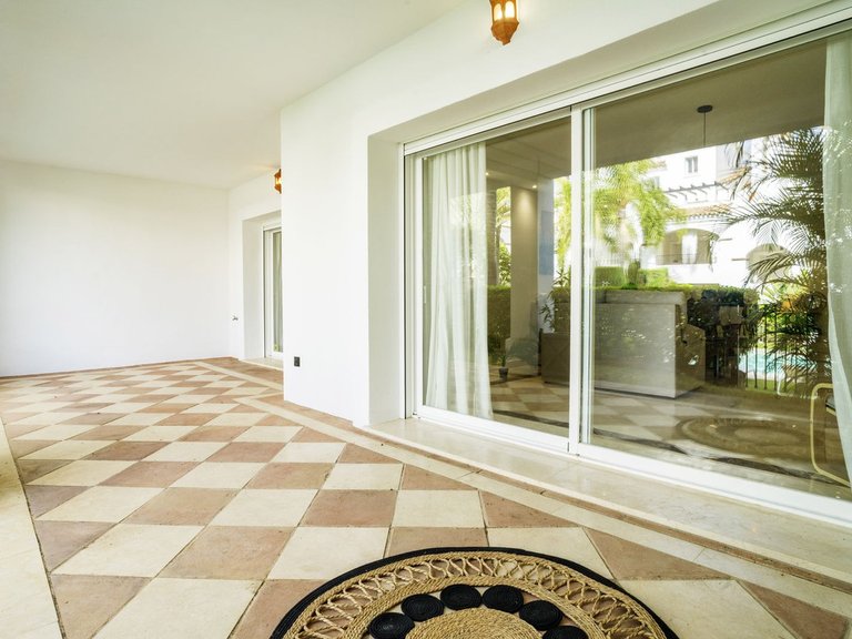 Apartment for Sale in Marbella, Malaga 43
