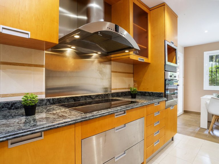 Apartment for Sale in Marbella, Malaga 9