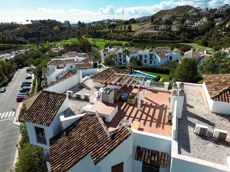 Apartment for Sale in Los Arqueros, Malaga 1