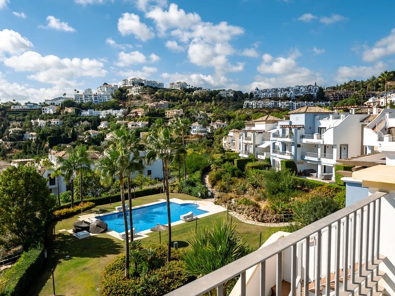 Apartment for Sale in Los Arqueros, Malaga 5