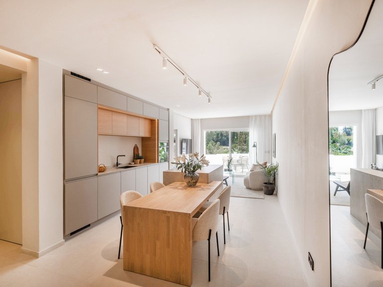 Apartment for Sale in La Quinta, Malaga 2