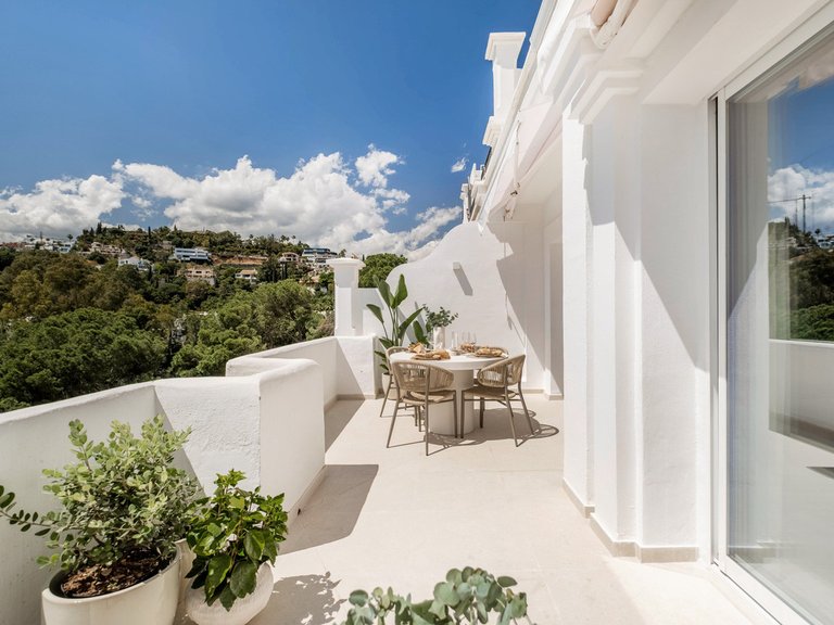 Apartment for Sale in La Quinta, Malaga 7