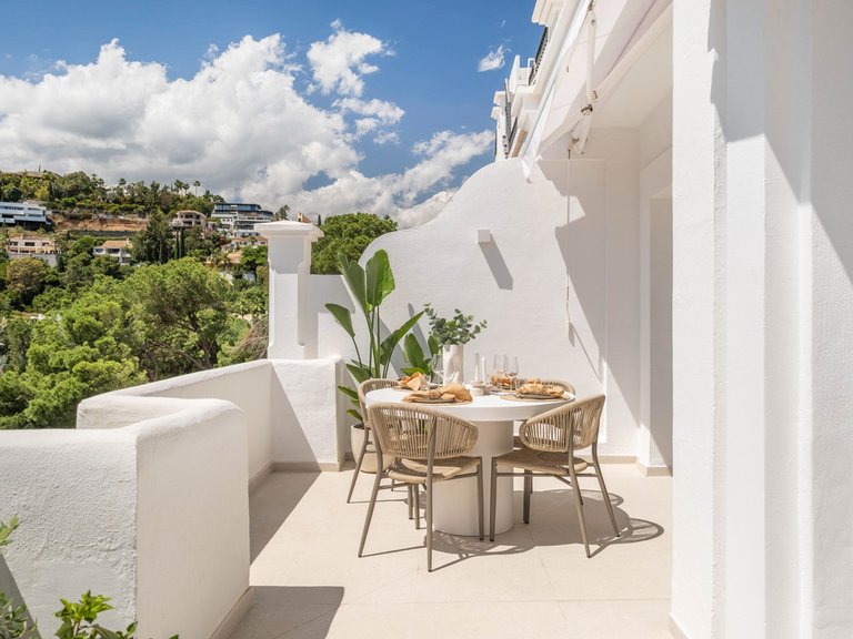 Apartment for Sale in La Quinta, Malaga 8