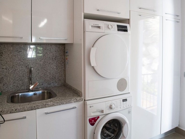 Villa for Sale in Benalmadena, Malaga 10