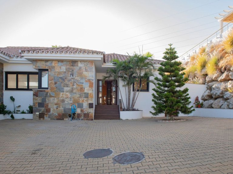 Villa for Sale in Benalmadena, Malaga 22