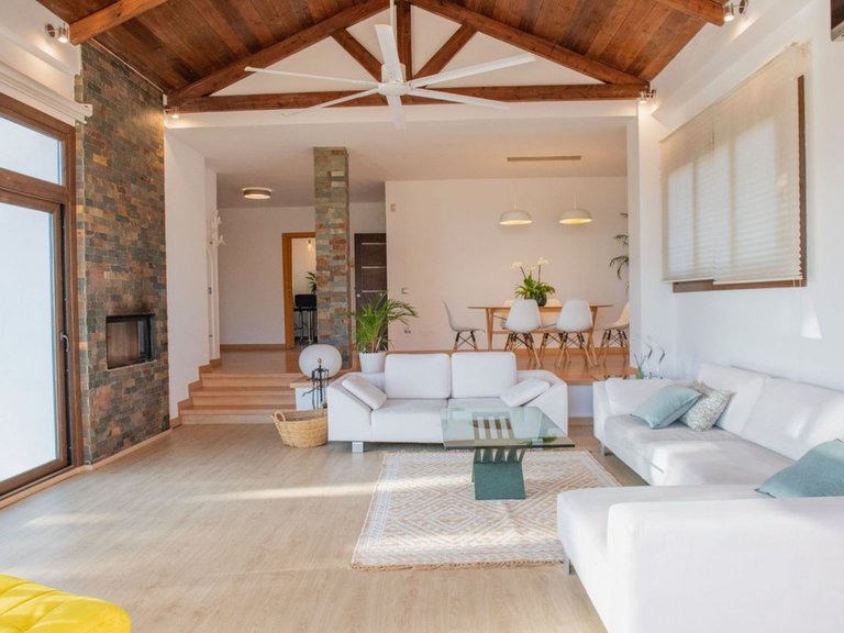 Villa for Sale in Benalmadena, Malaga 3