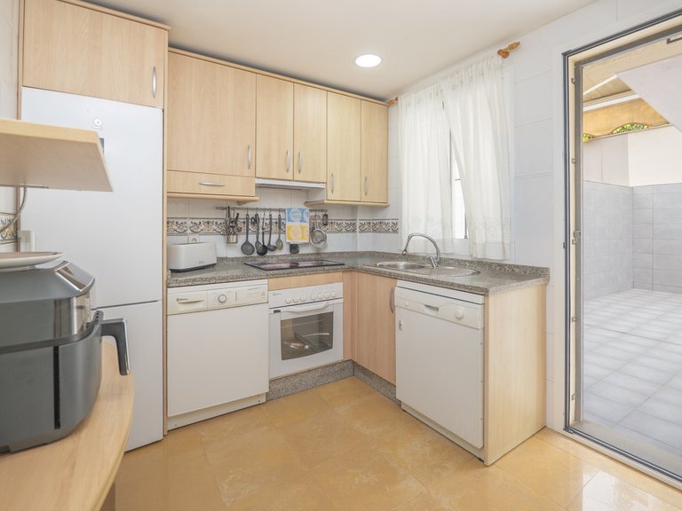 Villa for Sale in Torremolinos, Malaga 8