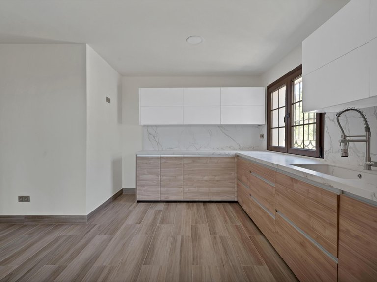Villa for Sale in Marbella, Malaga 13