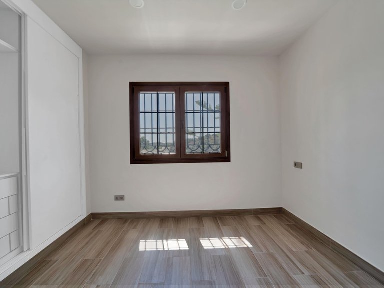 Villa for Sale in Marbella, Malaga 30