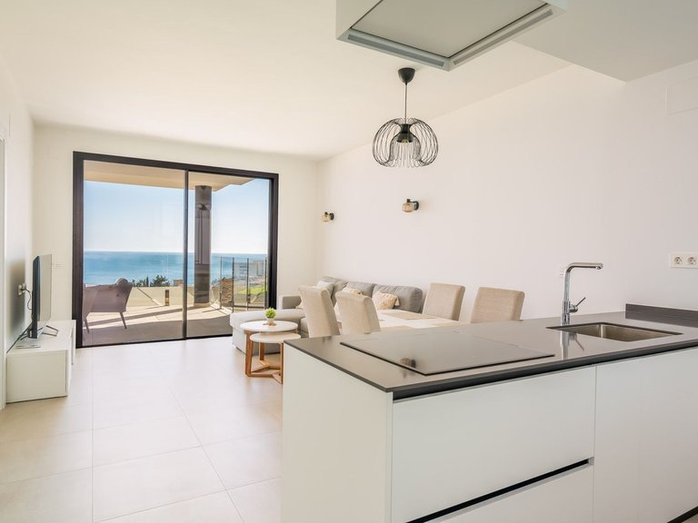 Apartment for Sale in Fuengirola, Malaga 4