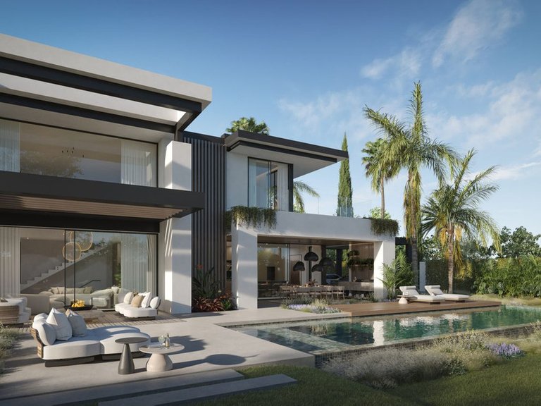 Villa for Sale in Cortijo Blanco, Malaga 4