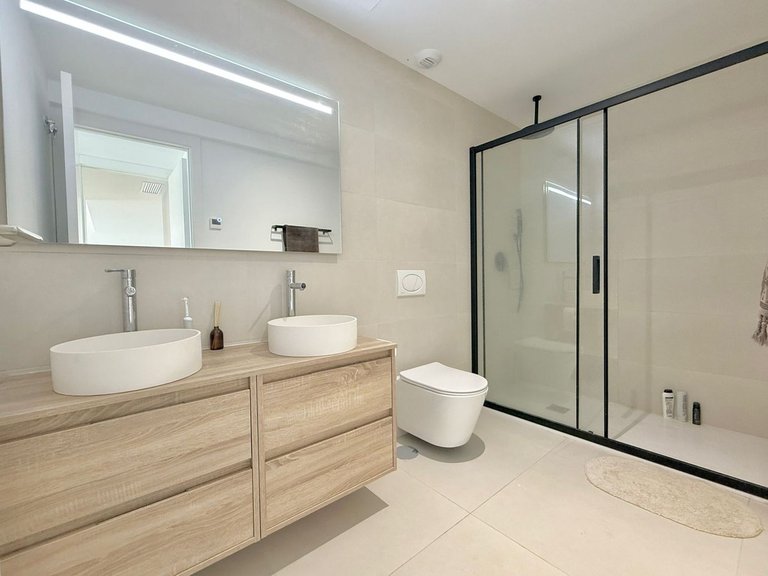 Apartment for Sale in Higueron, Malaga 13