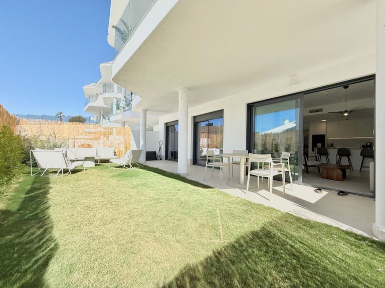 Apartment for Sale in Higueron, Malaga 22