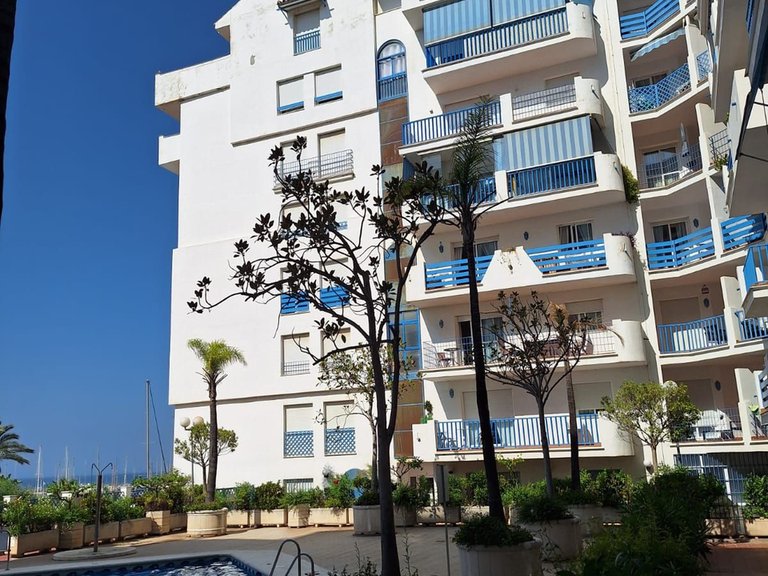 Villa for Sale in Estepona, Malaga 3