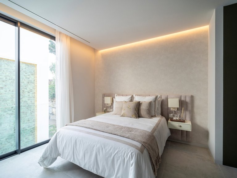 Villa for Sale in El Paraiso, Malaga 9