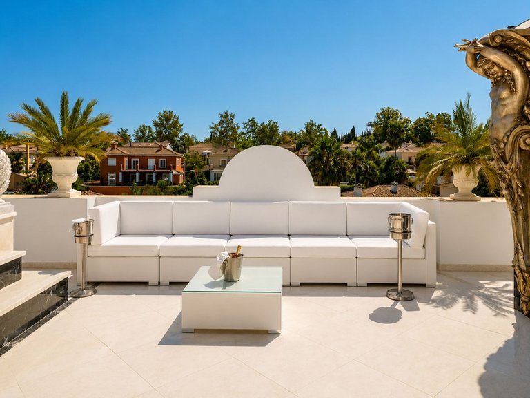 Apartment for Sale in Costa del Sol Guadalmina Alta, Malaga 17