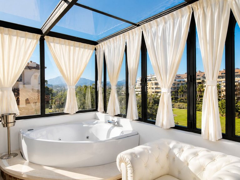 Apartment for Sale in Costa del Sol Guadalmina Alta, Malaga 20