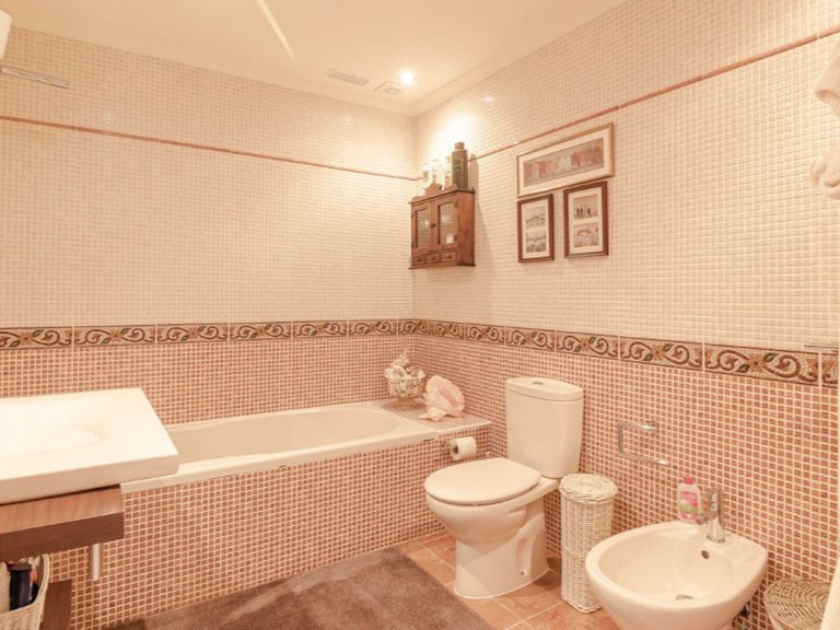 Villa for Sale in Inland La Cala Golf, Malaga 12