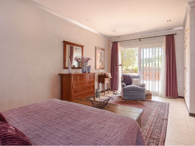 Villa for Sale in Inland La Cala Golf, Malaga 13