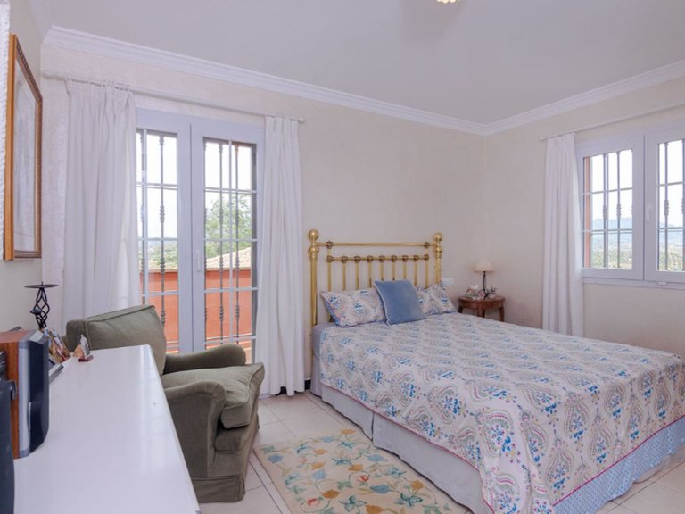 Villa for Sale in Inland La Cala Golf, Malaga 17