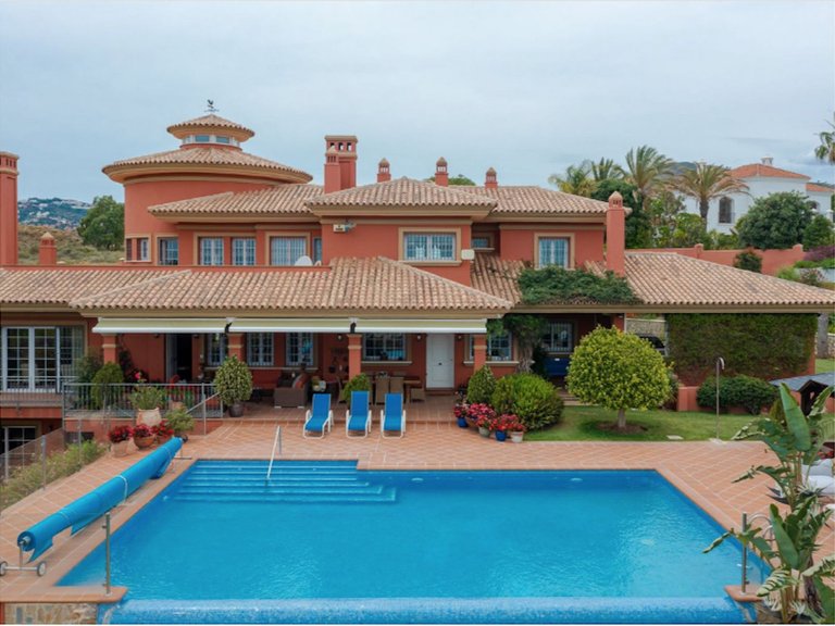 Villa for Sale in Inland La Cala Golf, Malaga 23