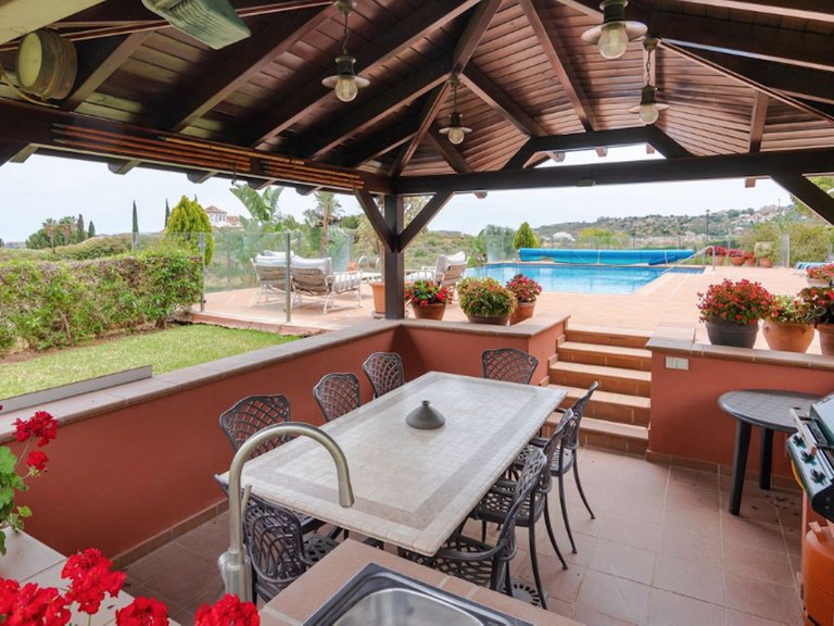 Villa for Sale in Inland La Cala Golf, Malaga 3