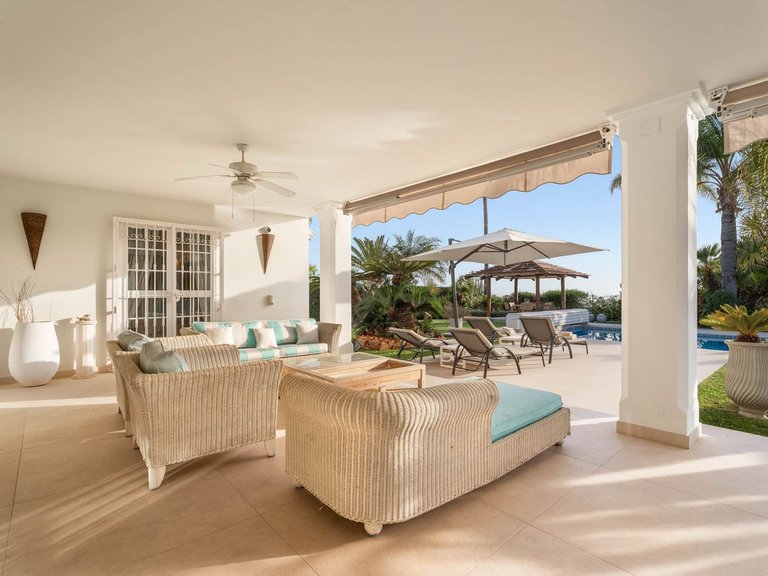 Villa for Sale in Elviria, Malaga 13