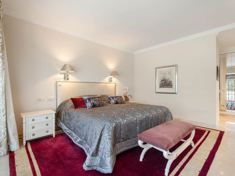 Villa for Sale in Elviria, Malaga 20